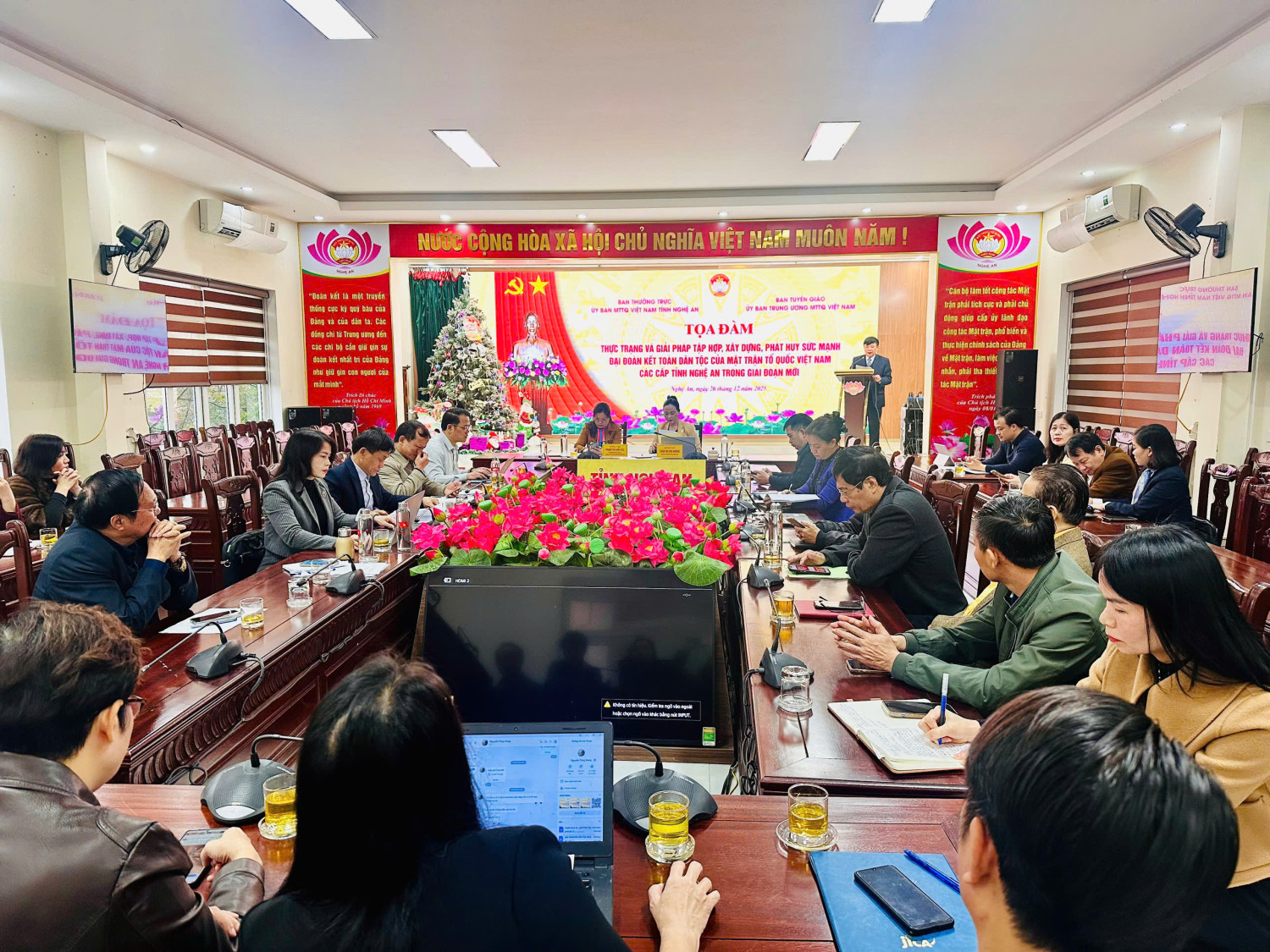 3c22cee6e4d76b8932c6